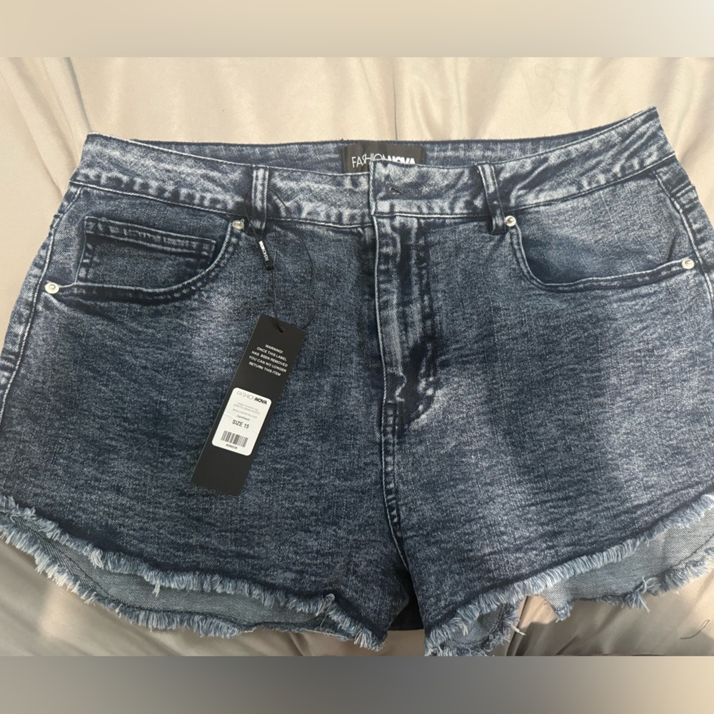 Fashion Nova Denim Shorts Sz 15